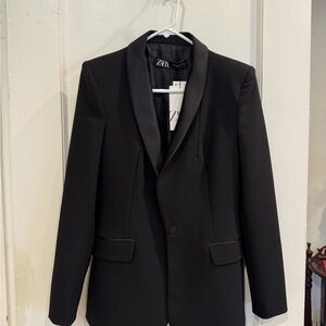 Women’s Zara Black Blazer NWT